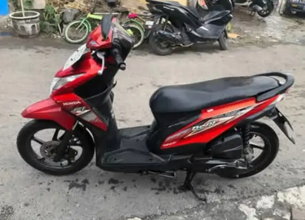 Honda Beat 2014 Kondisi Terawat Siap Pakai (NEGO)