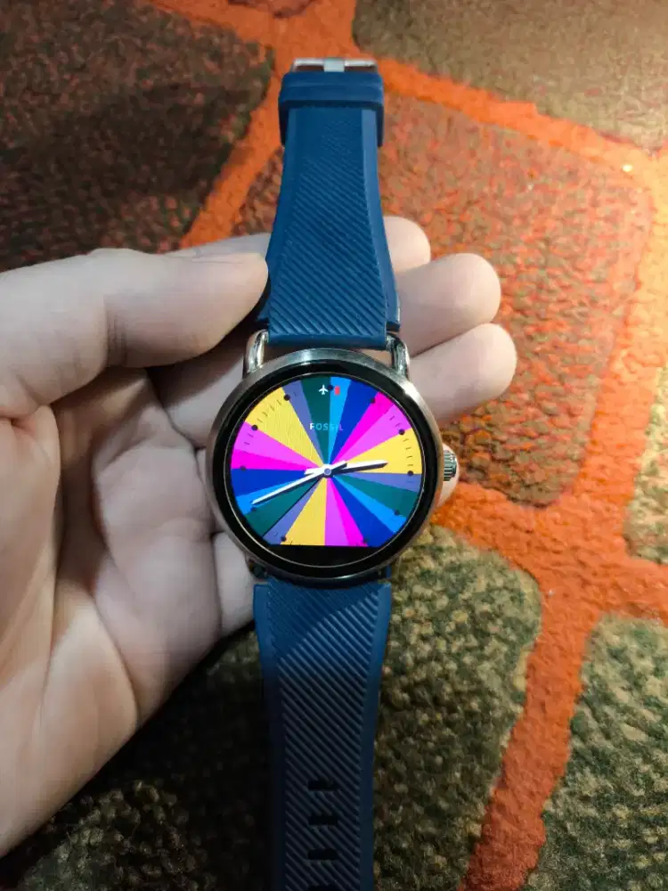 Jual fossil smartwatch mulus pemakaian pribadi