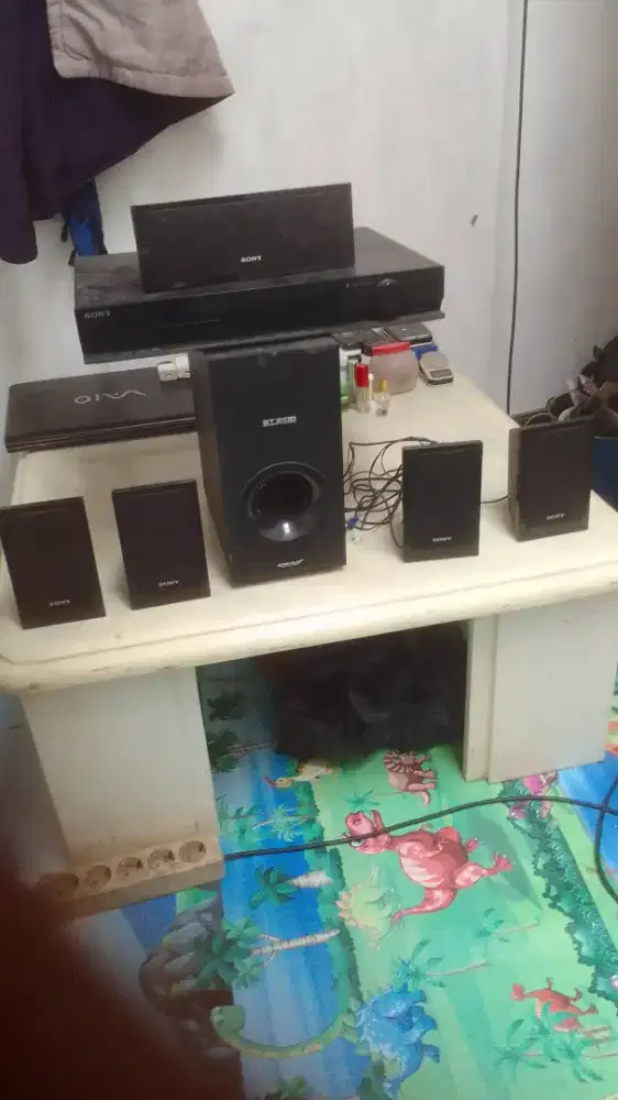 Homtiater soni dvd auk lancar suara ok remot ga jalan