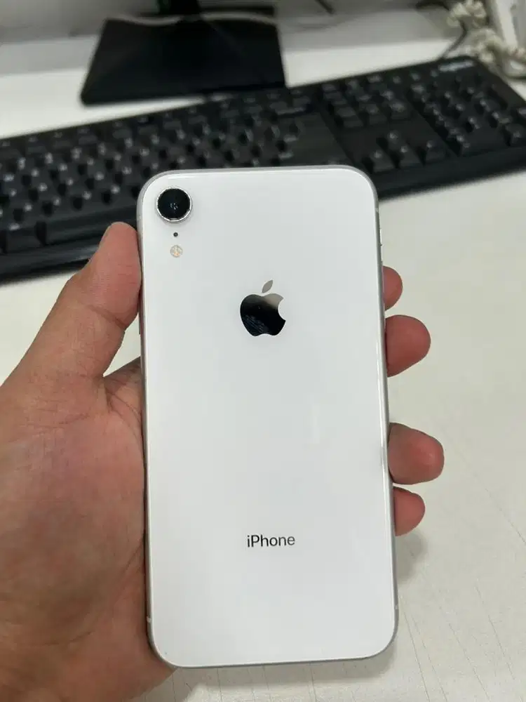 IPHONE XR 64GB Inter