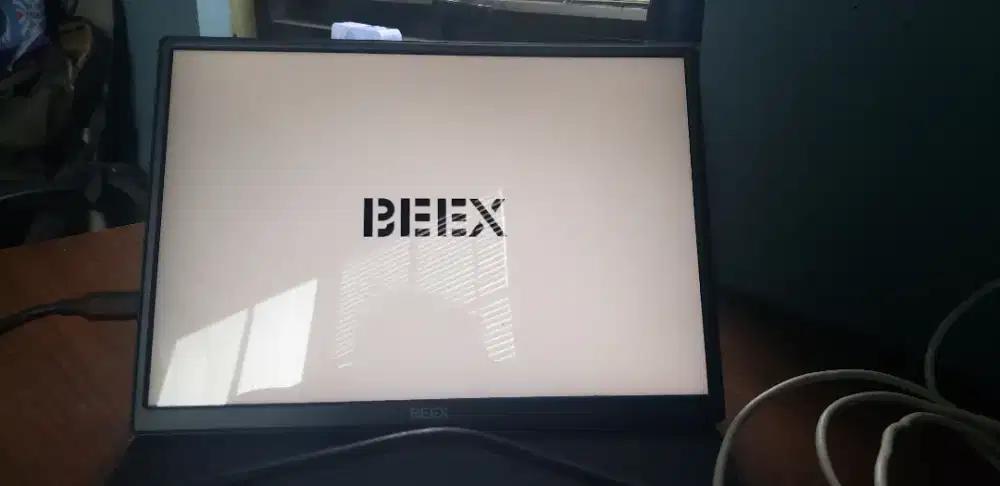 Di jual monitor portable