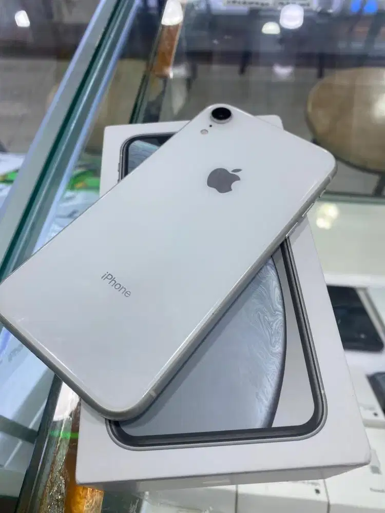 IPHONE XR 256GB EKS INTER (KARTU XL PERMANEN)