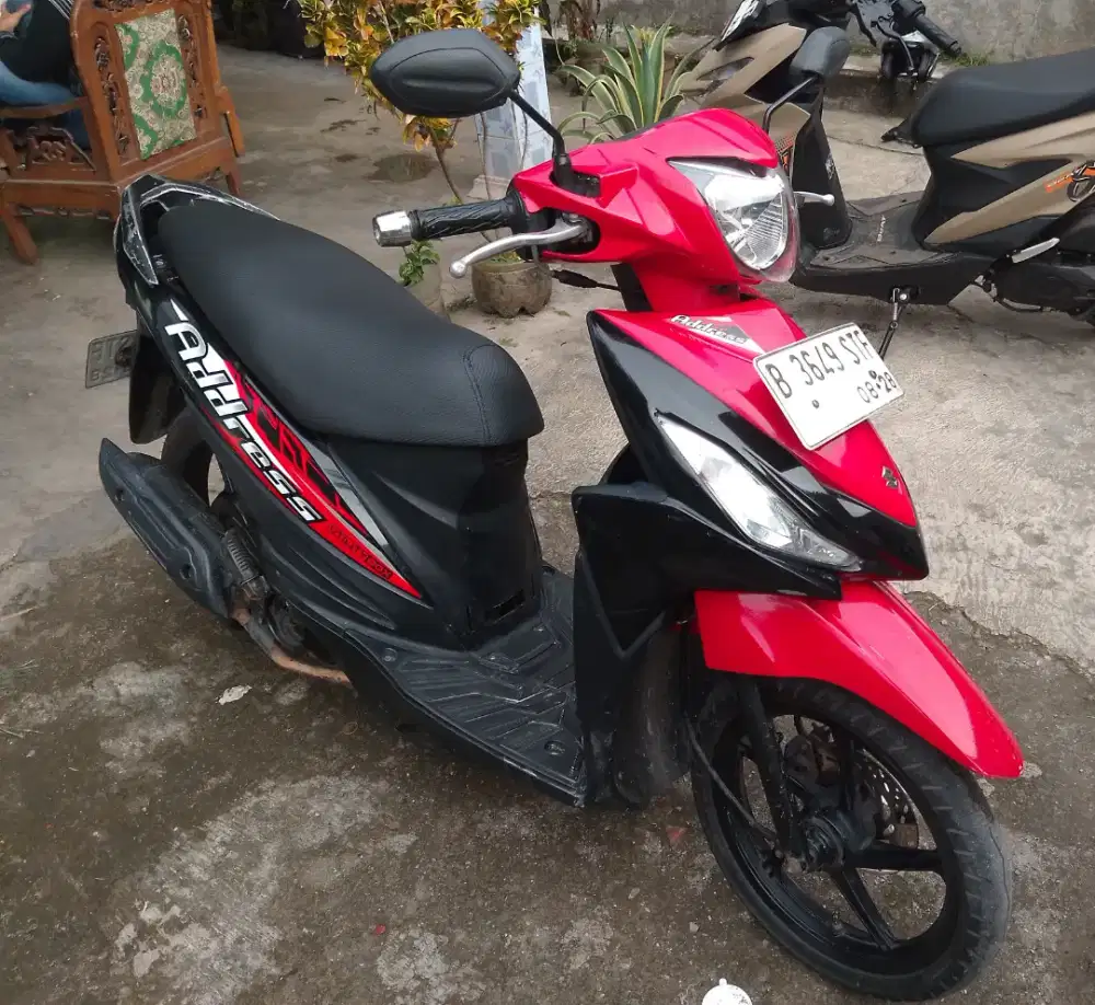 Suzuki Address 2015 Merah hitam Lengkap