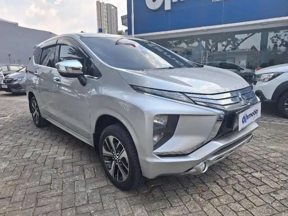 DP MURAH Mitsubishi Xpander 1.5 Ultimate Bensin-AT 2018 Silver CVOFB