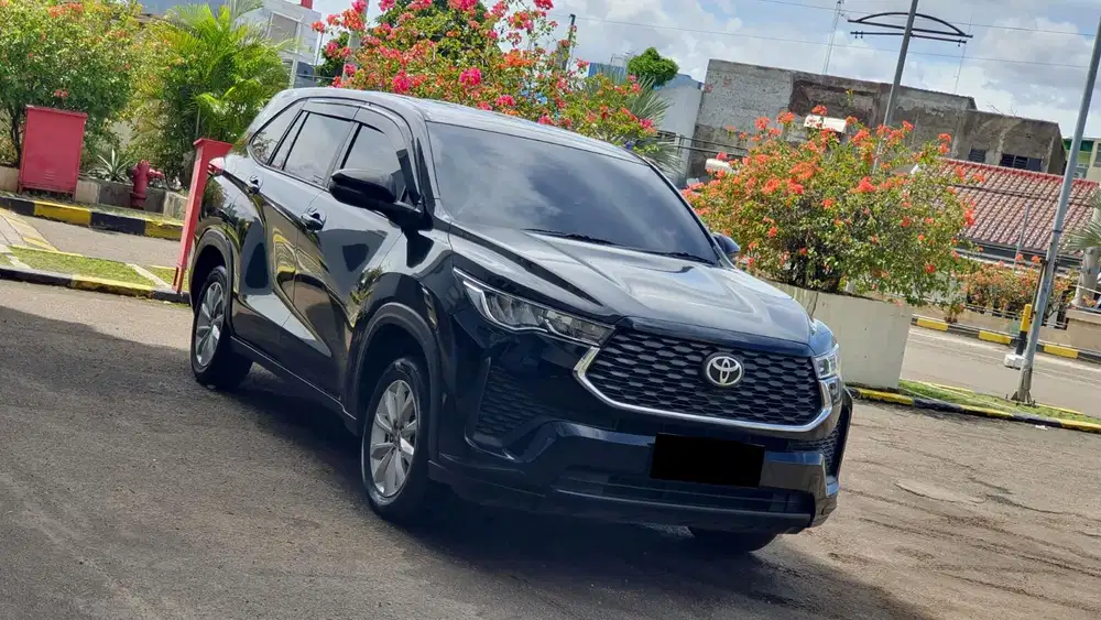 Toyota Zenix 2.0 V CVT Bensin Non Hybrid 2023