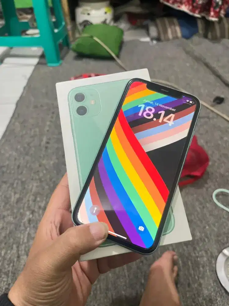 iPhone 11 (64) fullset , All opp (Aktivasi lama)