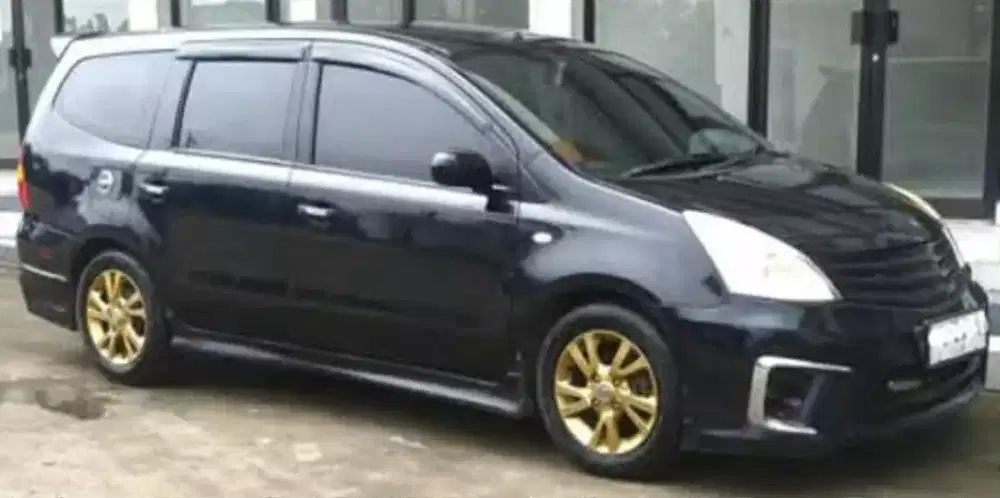 GRAND LIVINA UP HWS ULTIMATE