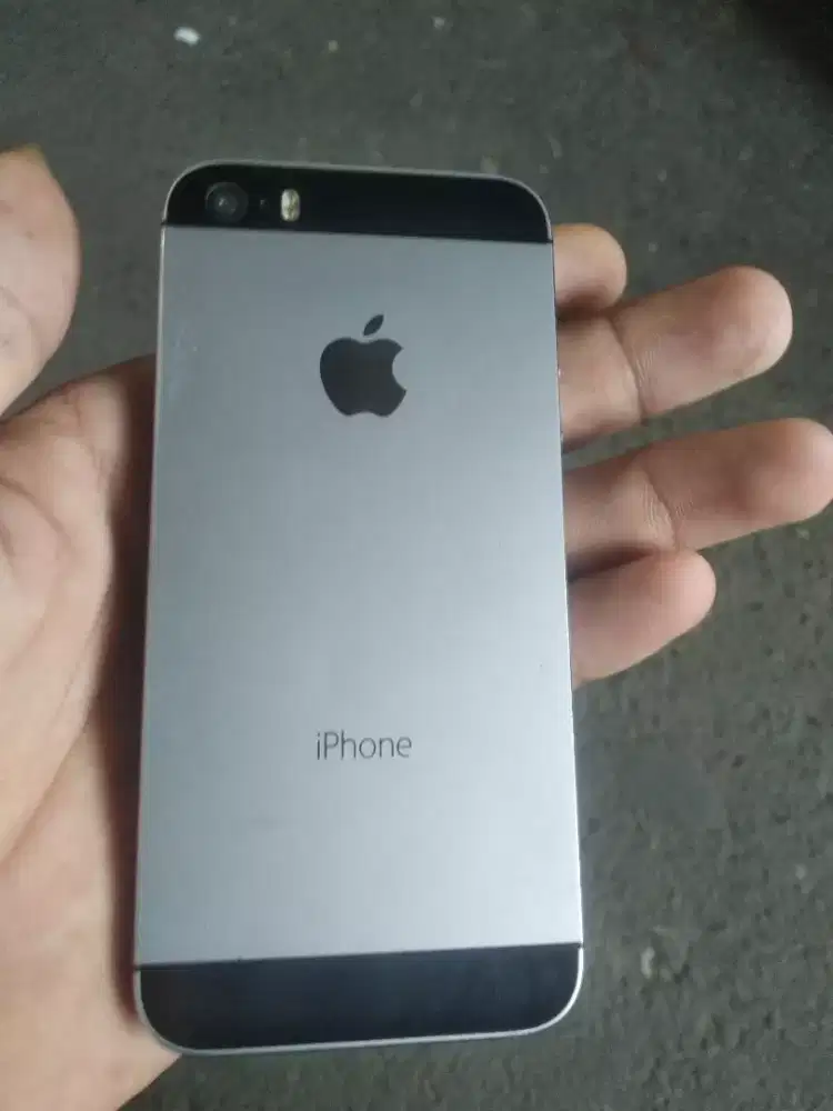 iPhone 5S 32GB kondisi hidup mati