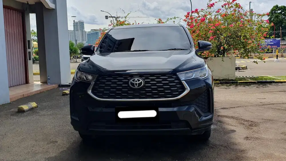 Toyota zenix v cvt matic 2023 hitam non hybrid cash kredit bisa