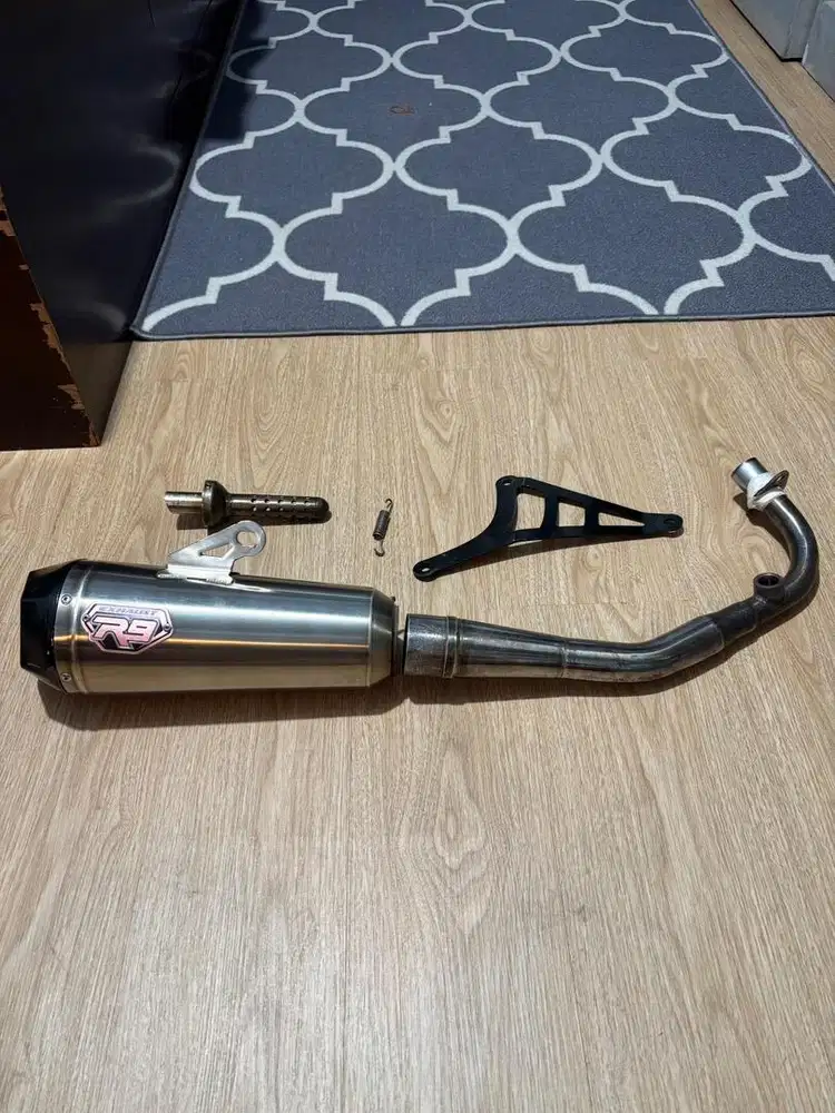 KNALPOT R9 VESPA SPRINT/PRIMAVERA IGET