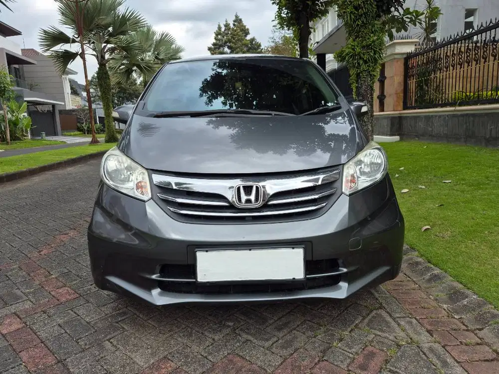 Honda Freed E PSD 2013 Automatic