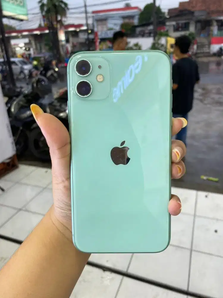 iphone 11 128GB ex ibox Fullset