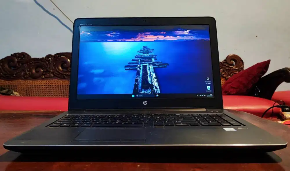 Laptop Render HP Zbook Intel Core i7 VGA Nvidia Quadro RAM 16GB SSD