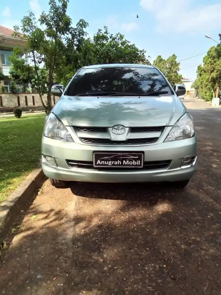 Toyota Kijang Innova 2.0 G Manual