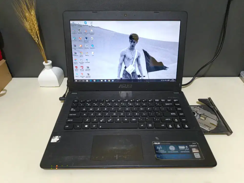 Laptop Asus X450EA Amd E1-2500 Ram 4Gb Hdd 500Gb Jual Cepat Edisi BU