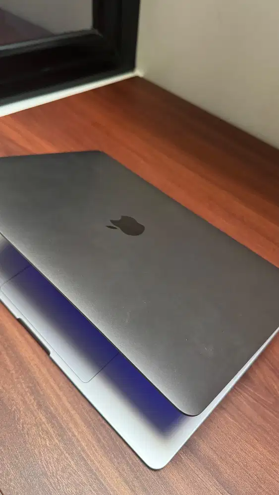 MacBook Pro 13-inch, 2020, Four Thunderbolt 3 ports