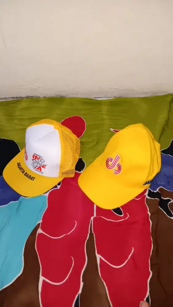 Topi Olahraga Kondisi Baru