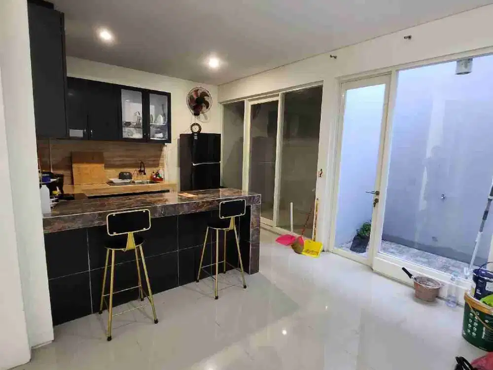 Rumah murah 2 Lantai Northwest citraland furnish dekat universitas ciputra