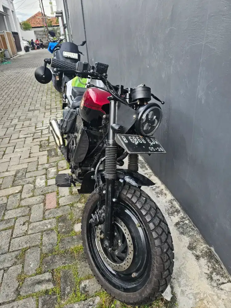 Bobber Custom Basic Scorpio