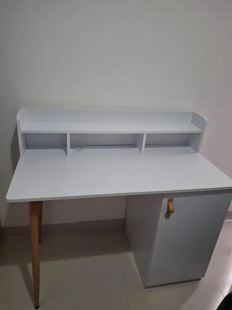 Meja Belajar Informa