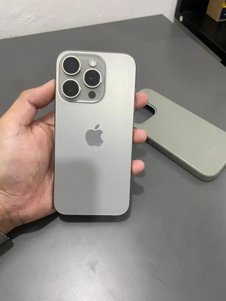 IPhone 15 PRO 128 Natural Titaniun Resmi