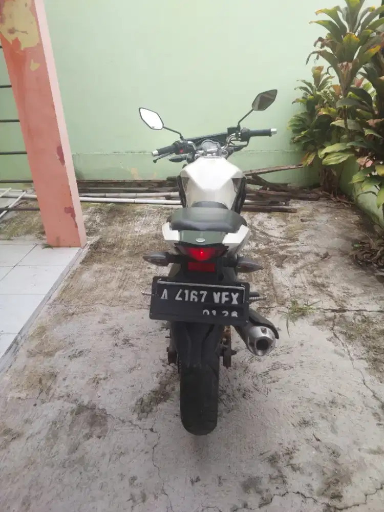 Vixion 2015 putih nego