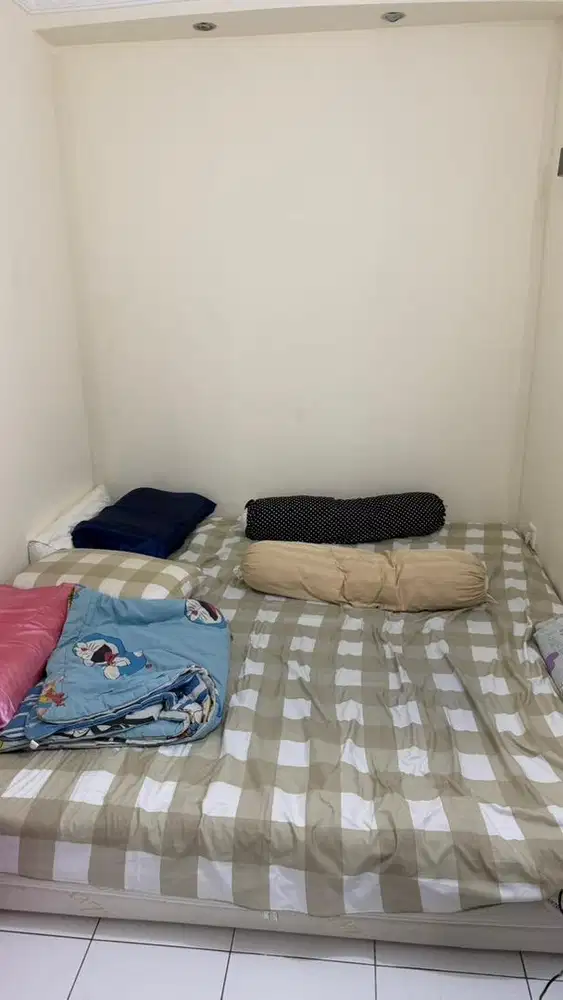 bed latex enzel 180 x 200