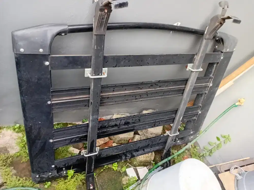 Rak Bagasi Atas Mobil