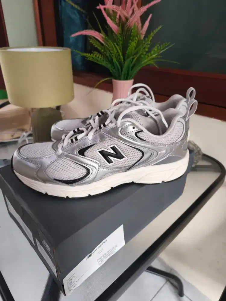 New balance 408 silver