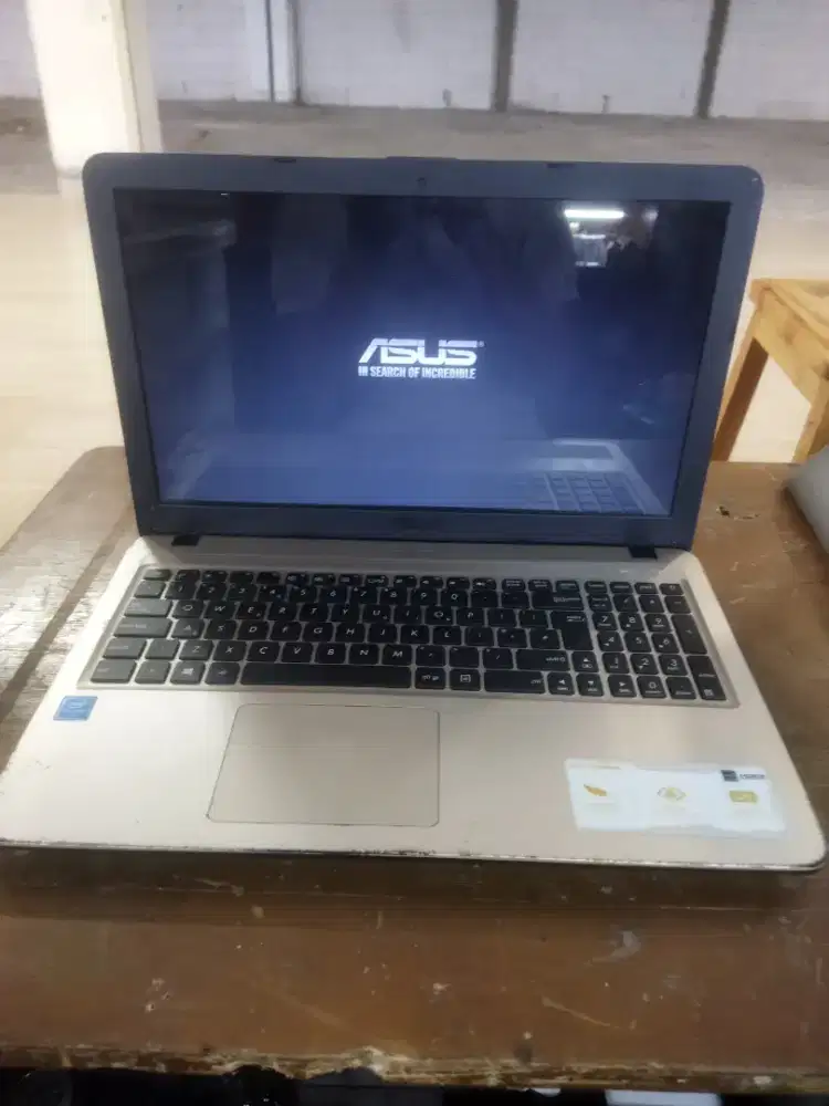 Asus VivoBook 15