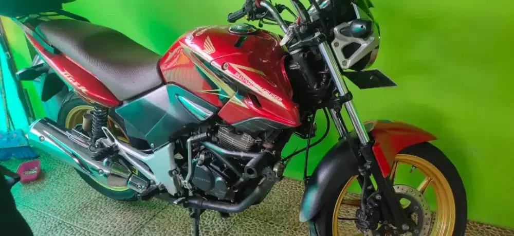 Honda Tiger Revo kondisi kinyis-kinyis istimewa