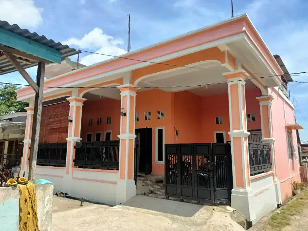 Dijual Rumah Full Renovasi Dak Cor Siap 2 Lantai