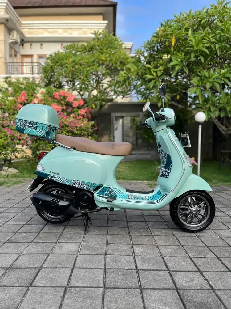 Vespa Batik 2024