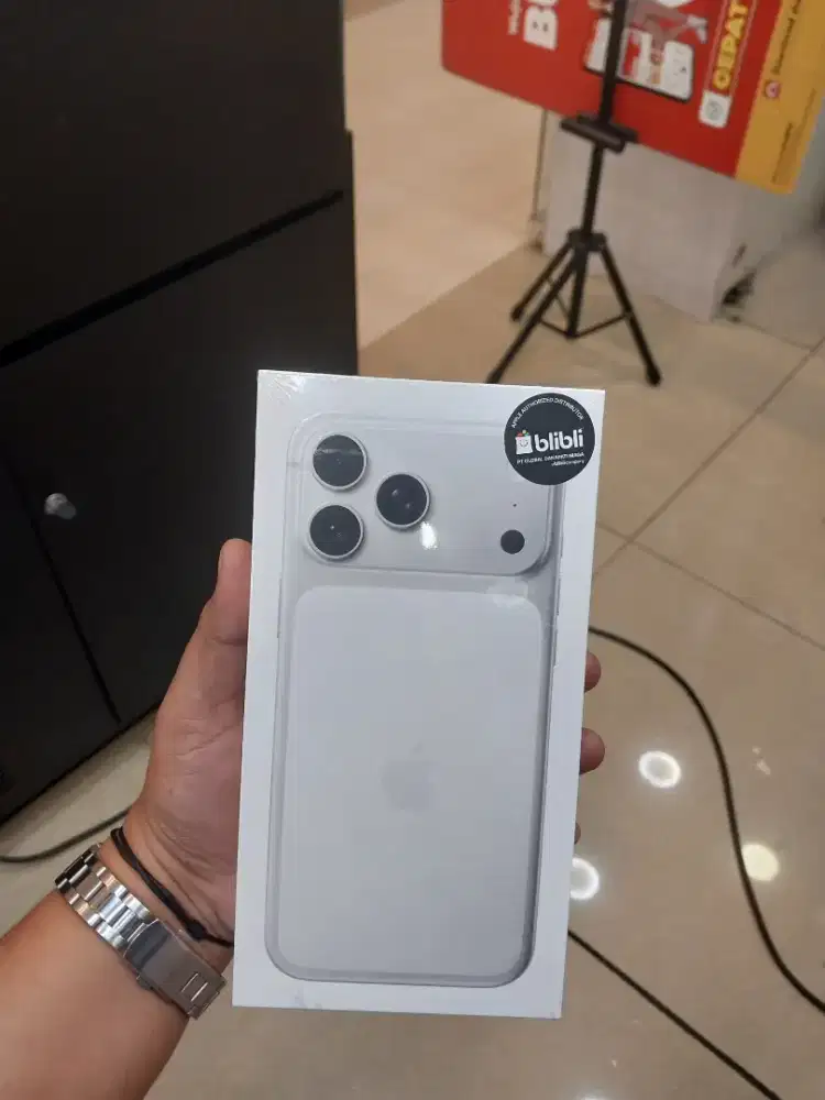 iPhone 17 Pro 256gb silver Promo Cash dan Kredit