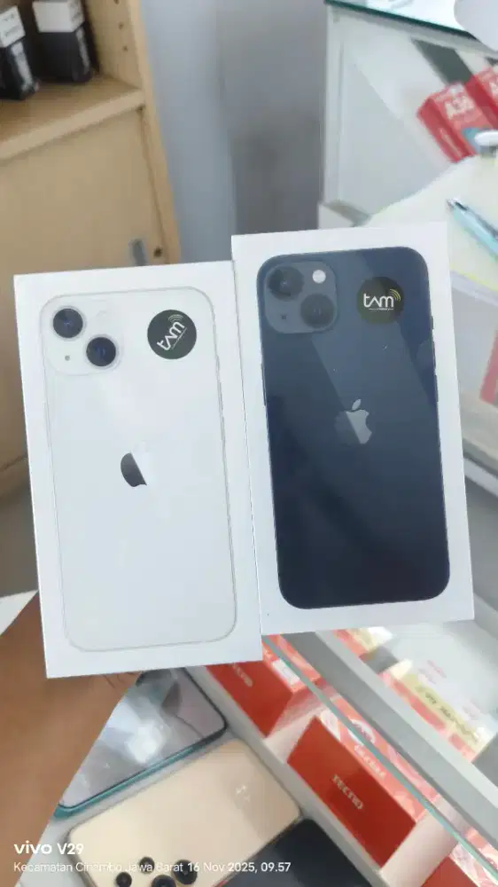 Iphone 13 128 ibox TAM baru harga gudang