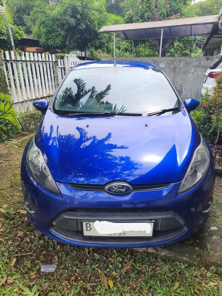Ford Fiest 1.4L AT Trend Tahun 2013 46rb KM