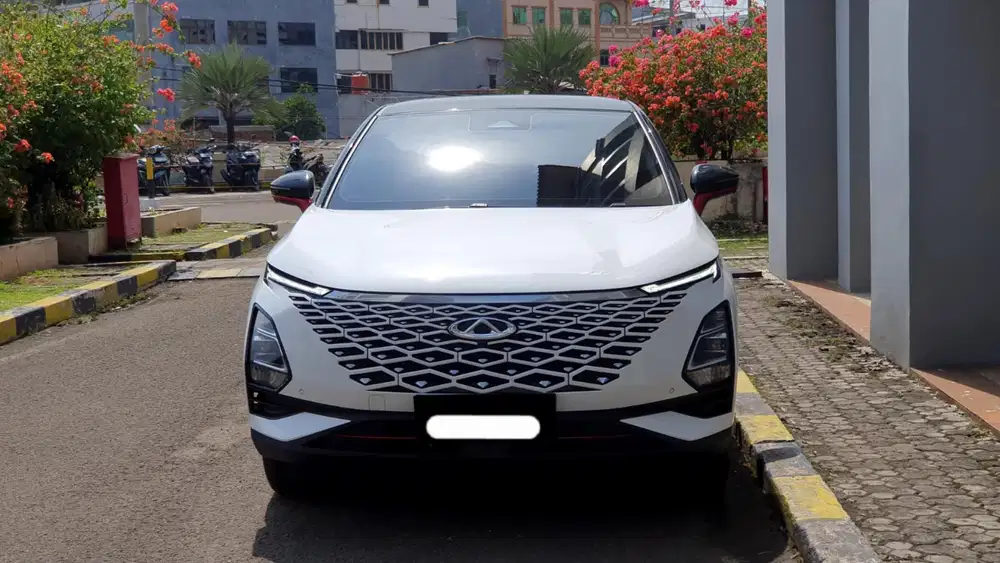 Km17rb chery omoda 5 rz luxury turbo 2023 putih sunroof