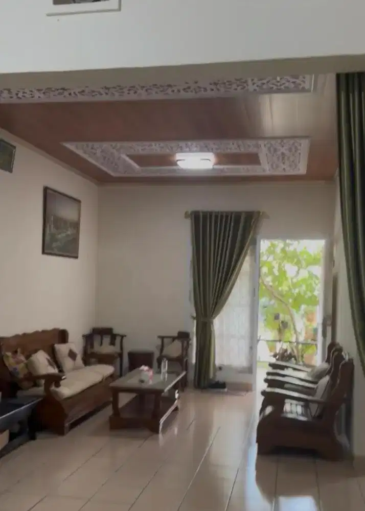 Di jual cepat rumah di telaga golf