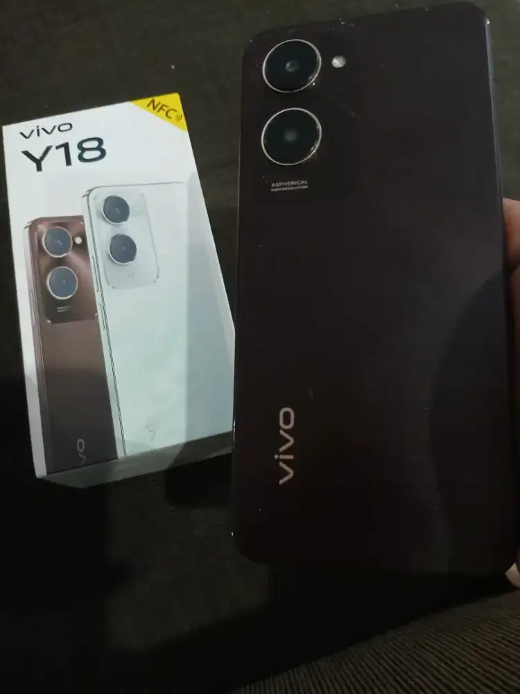 Vivo Y 18 Ram 6 / 128 GB