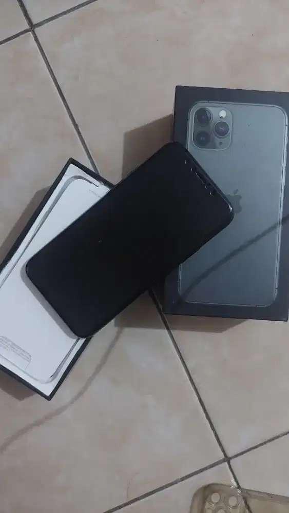 Dijual Iphone 11 Pro 256