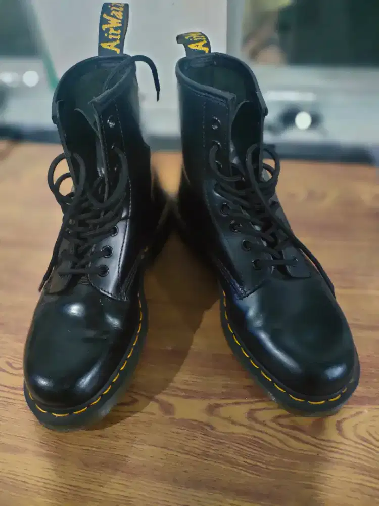 Docmart 1460 black smooth
Size 41