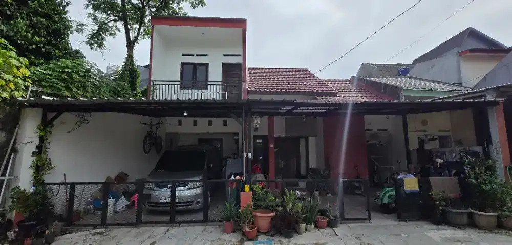 Rumah Siap Huni di Hook pojokan depok