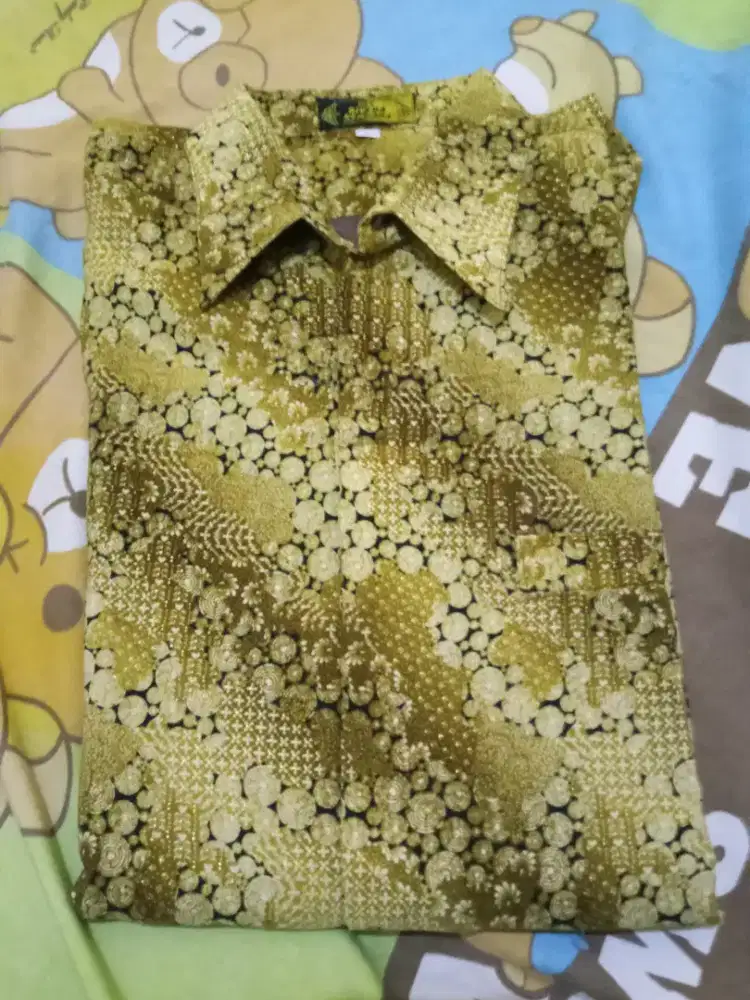 Baju batik bahan sutera !