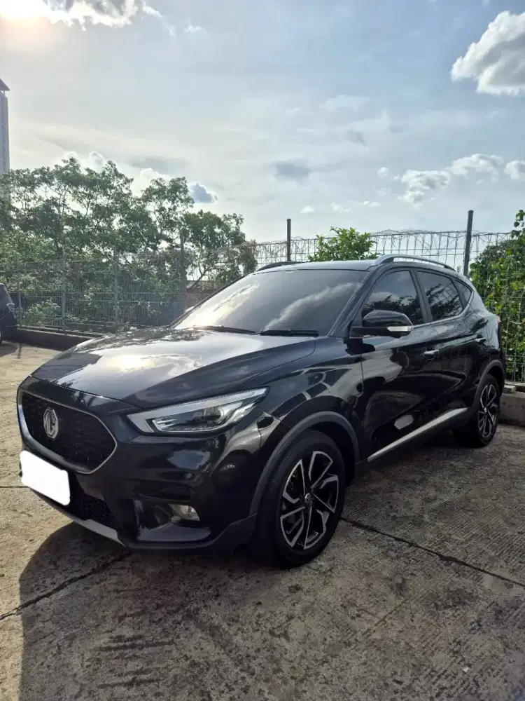 MG ZS Magnify Lux 1.5 AT (2023/Hitam)