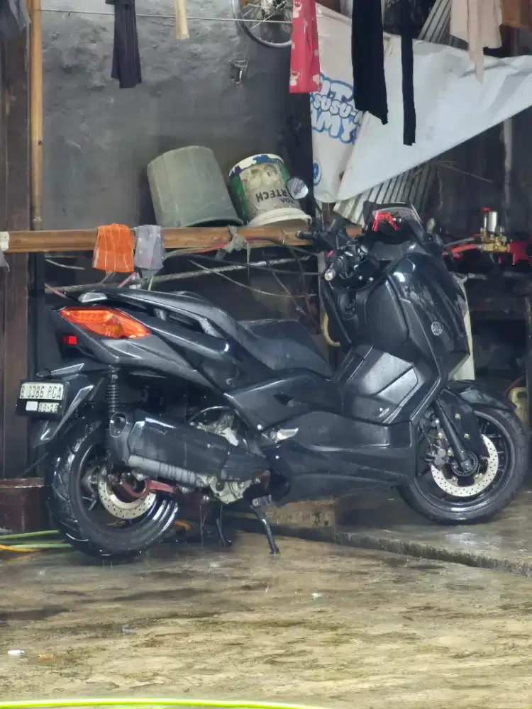 Yamaha Xmax 250