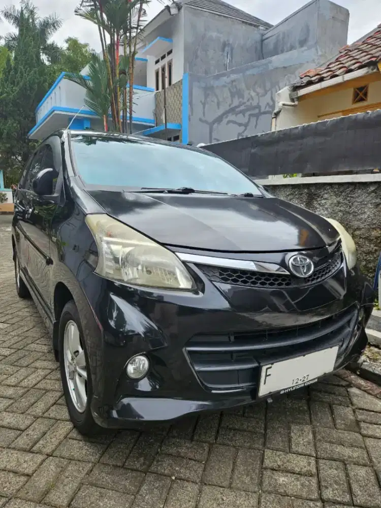 Avanza Veloz 1.5 AT 2012