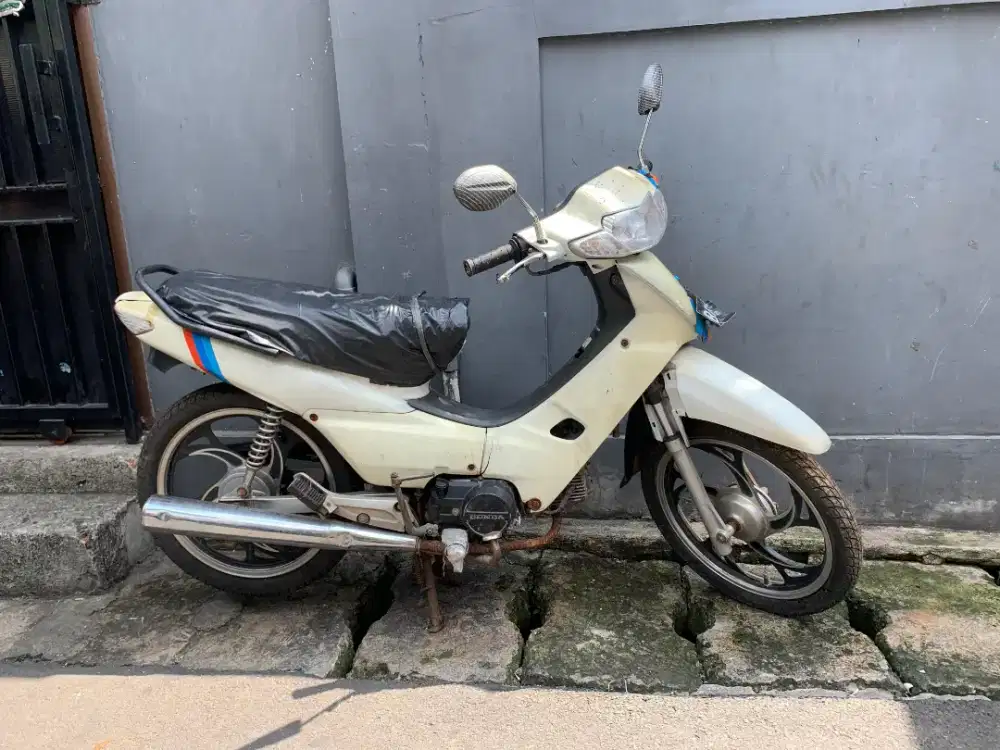 Motor Supra fit 2014