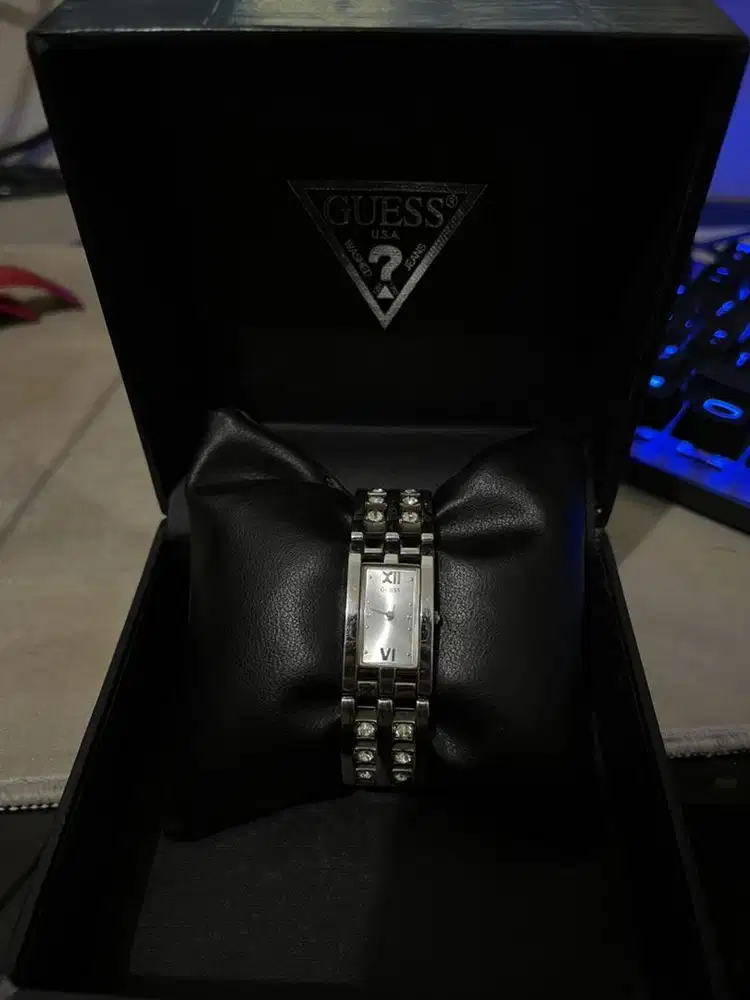 jam tangan wanita -guess