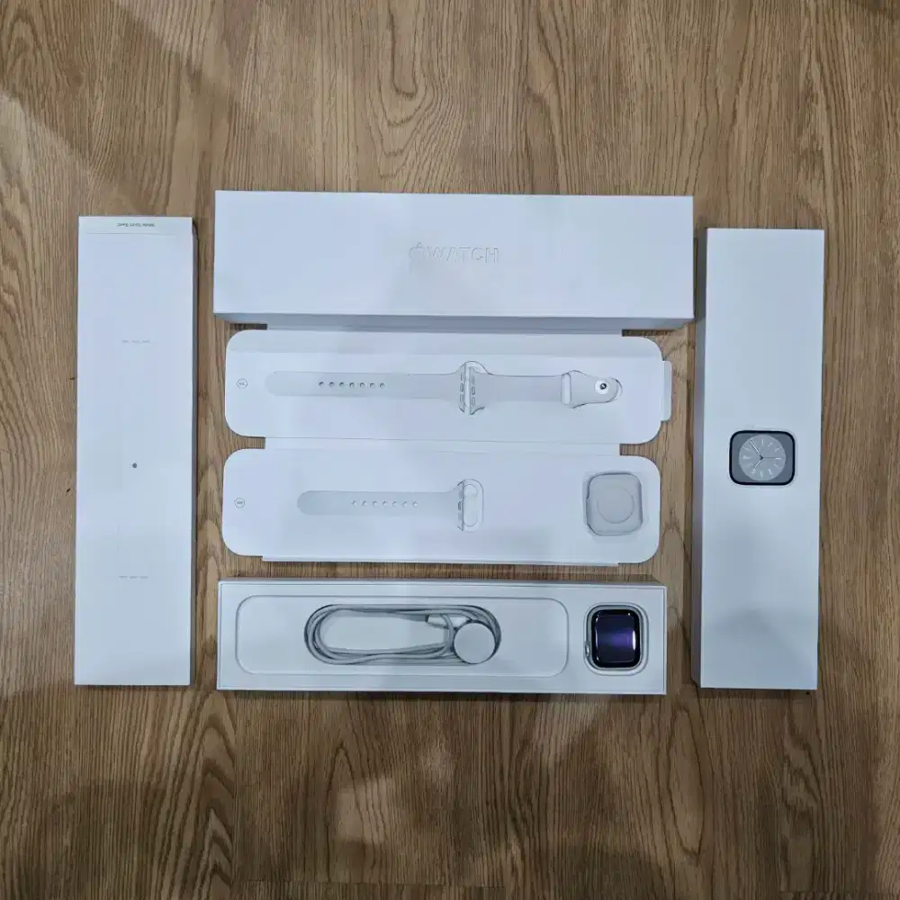 Apple Watch Series 8 41mm Silver Aluminium Mulus Fullset