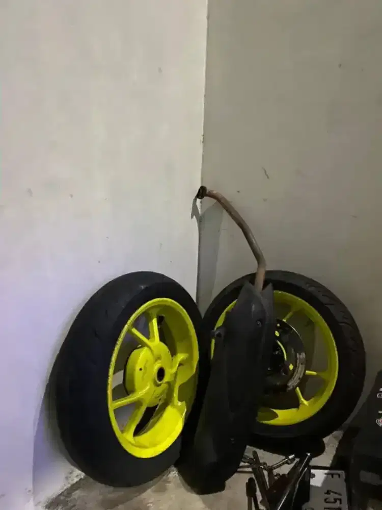 Velg std aerox new dan knalpot